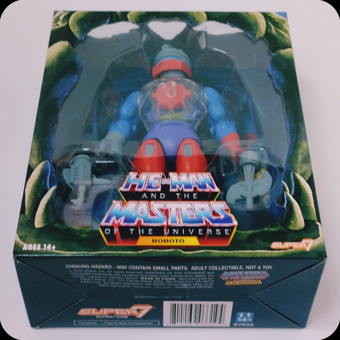 MOTU Classics Club Grayskull Roboto Super7